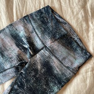 Lululemon Cropped Print Legging